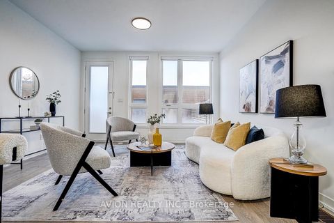 Photo 1 at 112 GREEN GARDENS Boulevard, Lawrence, Toronto