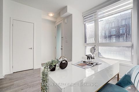 Photo 9 at 112 GREEN GARDENS Boulevard, Lawrence, Toronto