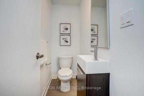 Photo 10 at 112 GREEN GARDENS Boulevard, Lawrence, Toronto