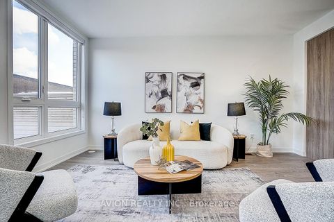 Photo 19 at 112 GREEN GARDENS Boulevard, Lawrence, Toronto