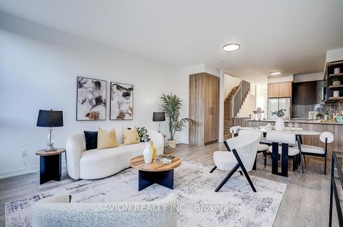 Photo 20 at 112 GREEN GARDENS Boulevard, Lawrence, Toronto