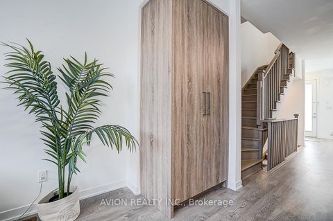 Photo 24 at 112 GREEN GARDENS Boulevard, Lawrence, Toronto