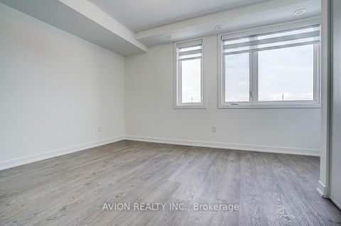 Photo 39 at 112 GREEN GARDENS Boulevard, Lawrence, Toronto