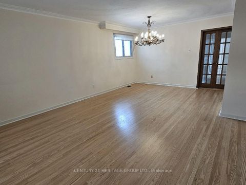 Photo 1 at 63 Marathon Crescent, Newtonbrook West, Toronto