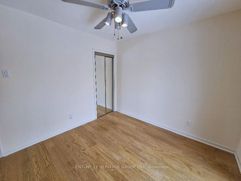 Photo 12 at 63 Marathon Crescent, Newtonbrook West, Toronto