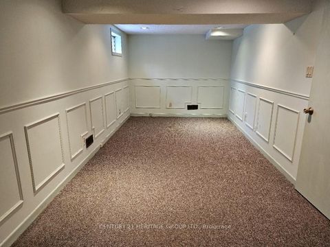 Photo 20 at 63 Marathon Crescent, Newtonbrook West, Toronto