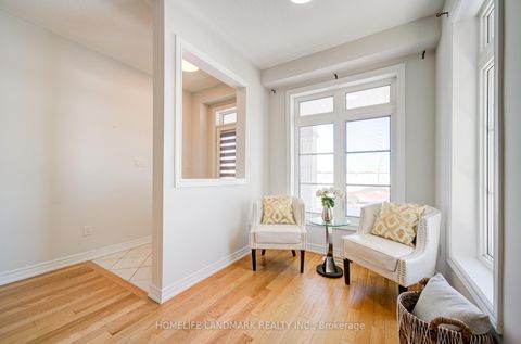 Photo 7 at 127 Decast Crescent, Box Grove, Markham