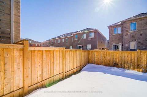 Photo 45 at 127 Decast Crescent, Box Grove, Markham