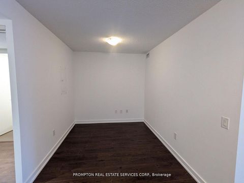 Photo 3 at 712 - 121 Mcmahon Drive, Bayview Village, Toronto