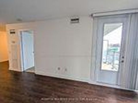 Photo 9 at 712 - 121 Mcmahon Drive, Bayview Village, Toronto