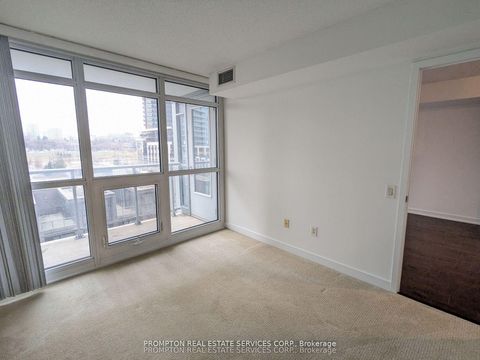 Photo 15 at 712 - 121 Mcmahon Drive, Bayview Village, Toronto