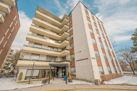 Photo 2 at 501 - 915 Midland Avenue, Eglinton East, Toronto