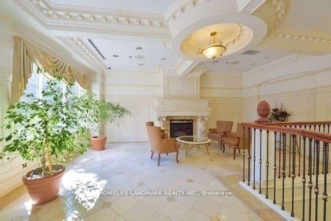 Photo 2 at 206 - 18 Sommerset Way, Willowdale East, Toronto