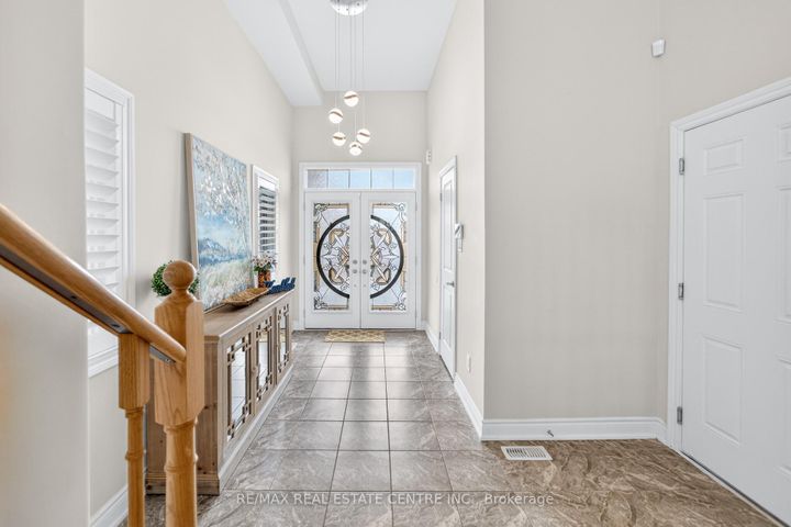 Photo 4 at 15 Provost Trail, Bram West, Brampton