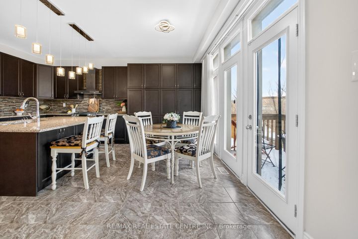 Photo 13 at 15 Provost Trail, Bram West, Brampton