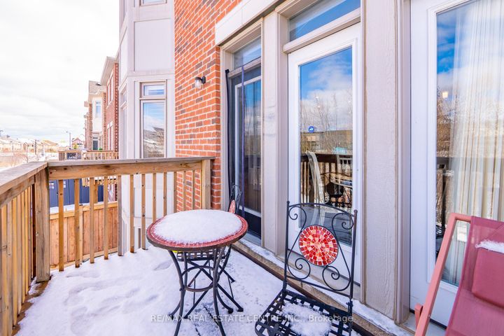 Photo 18 at 15 Provost Trail, Bram West, Brampton