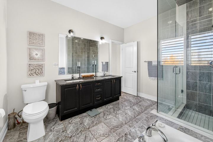 Photo 27 at 15 Provost Trail, Bram West, Brampton