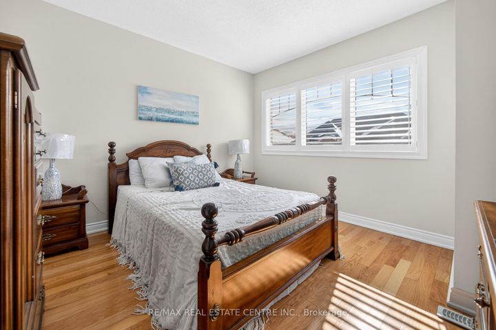 Photo 28 at 15 Provost Trail, Bram West, Brampton