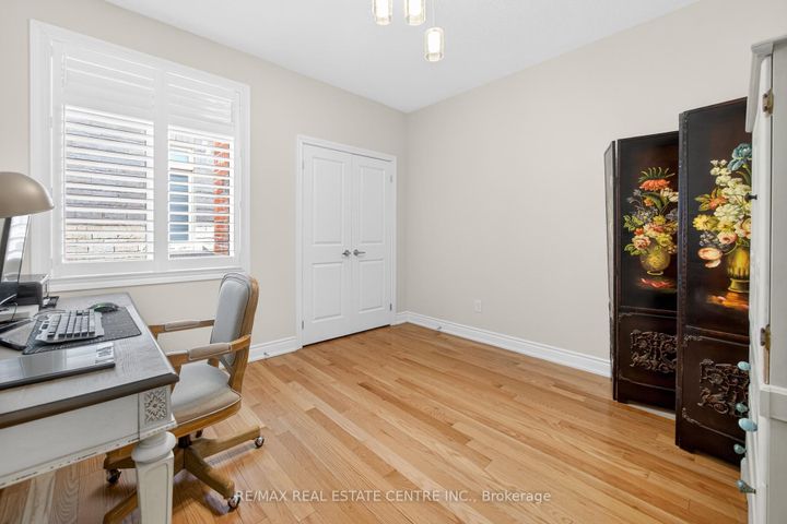 Photo 36 at 15 Provost Trail, Bram West, Brampton