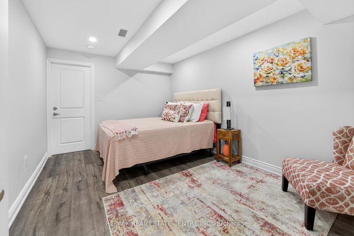 Photo 45 at 15 Provost Trail, Bram West, Brampton