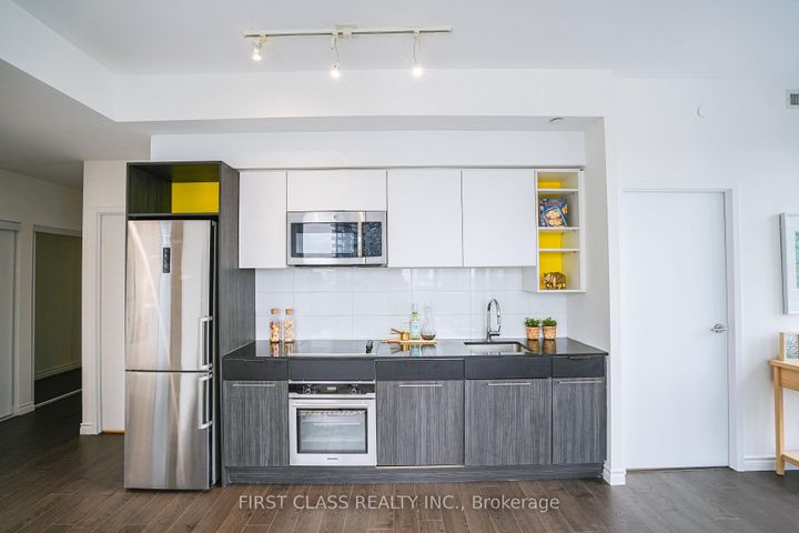 Photo 9 at 2010 - 68 Shuter Street, Yonge Corridor, Toronto