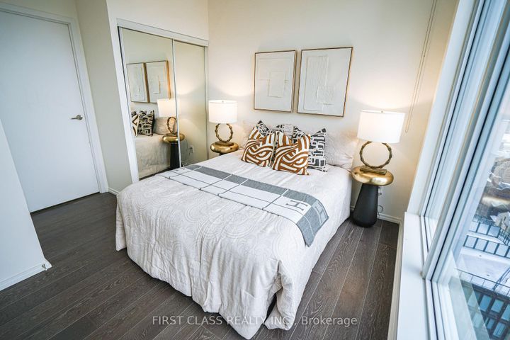 Photo 10 at 2010 - 68 Shuter Street, Yonge Corridor, Toronto