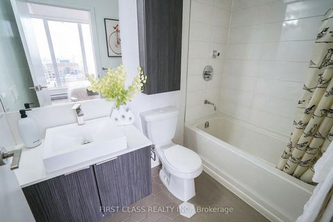 Photo 12 at 2010 - 68 Shuter Street, Yonge Corridor, Toronto