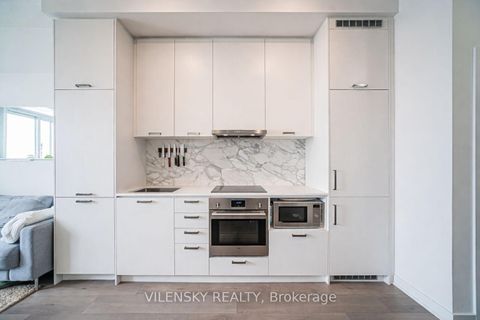 Photo 11 at 1206 - 10 Honeycrisp Crescent, Vaughan Corporate Centre, Vaughan