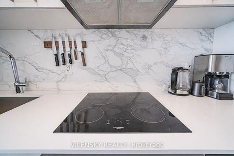 Photo 12 at 1206 - 10 Honeycrisp Crescent, Vaughan Corporate Centre, Vaughan