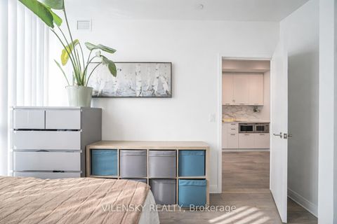 Photo 17 at 1206 - 10 Honeycrisp Crescent, Vaughan Corporate Centre, Vaughan