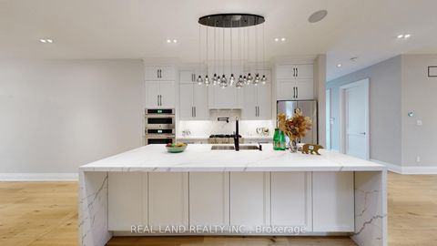 Photo 11 at 180 Goulding Avenue, Newtonbrook West, Toronto