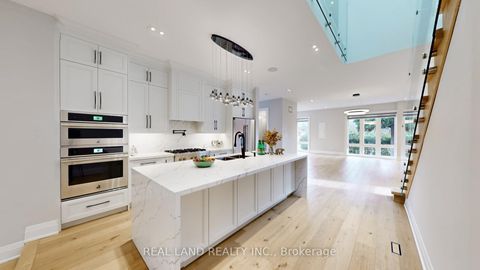 Photo 14 at 180 Goulding Avenue, Newtonbrook West, Toronto