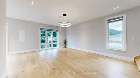 Photo 16 at 180 Goulding Avenue, Newtonbrook West, Toronto