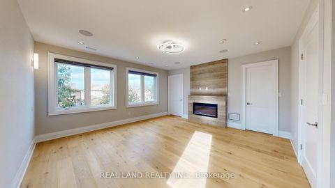 Photo 22 at 180 Goulding Avenue, Newtonbrook West, Toronto