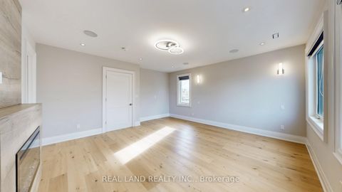 Photo 24 at 180 Goulding Avenue, Newtonbrook West, Toronto