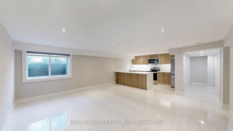 Photo 37 at 180 Goulding Avenue, Newtonbrook West, Toronto