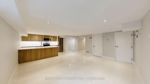 Photo 38 at 180 Goulding Avenue, Newtonbrook West, Toronto