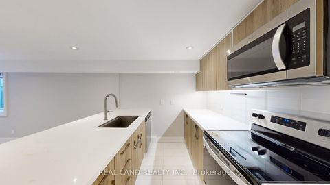 Photo 39 at 180 Goulding Avenue, Newtonbrook West, Toronto