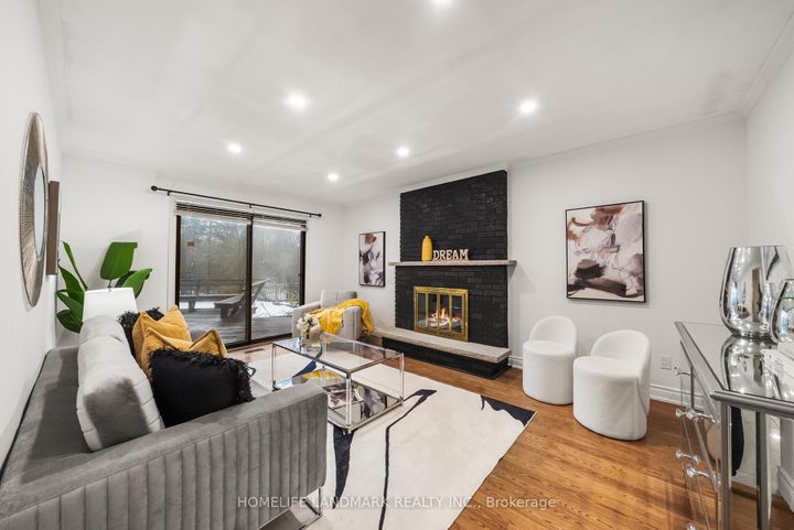 Photo 21 at 36 Cynthia Crescent, Oak Ridges, Richmond Hill