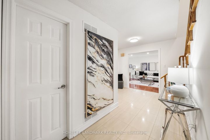 Photo 24 at 36 Cynthia Crescent, Oak Ridges, Richmond Hill