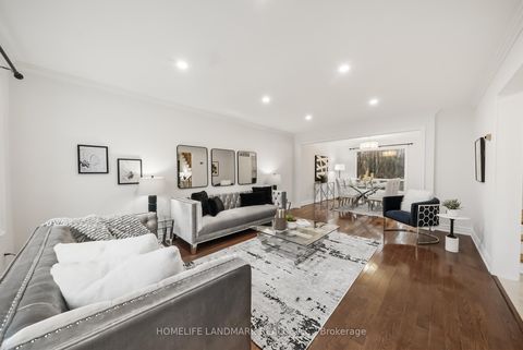 Photo 4 at 36 Cynthia Crescent, Oak Ridges, Richmond Hill