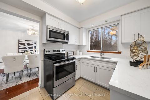 Photo 20 at 36 Cynthia Crescent, Oak Ridges, Richmond Hill