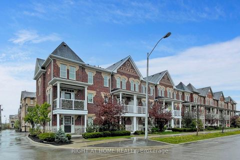 Photo 2 at 3 - 10 Porter Avenue W, West Woodbridge, Vaughan