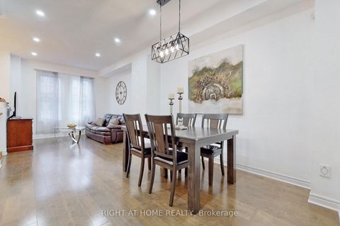 Photo 9 at 3 - 10 Porter Avenue W, West Woodbridge, Vaughan