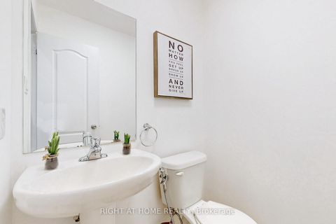 Photo 18 at 3 - 10 Porter Avenue W, West Woodbridge, Vaughan