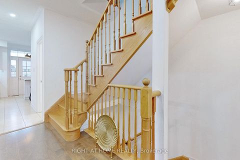 Photo 19 at 3 - 10 Porter Avenue W, West Woodbridge, Vaughan