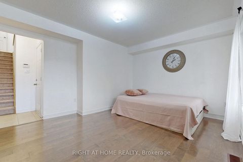 Photo 33 at 3 - 10 Porter Avenue W, West Woodbridge, Vaughan