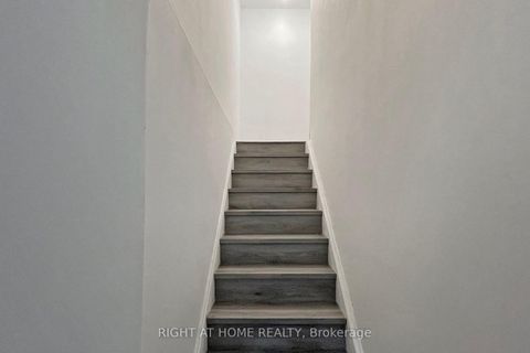 Photo 34 at 3 - 10 Porter Avenue W, West Woodbridge, Vaughan