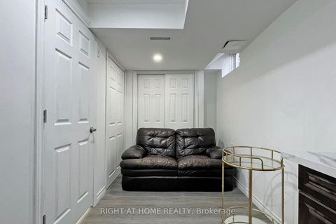 Photo 36 at 3 - 10 Porter Avenue W, West Woodbridge, Vaughan