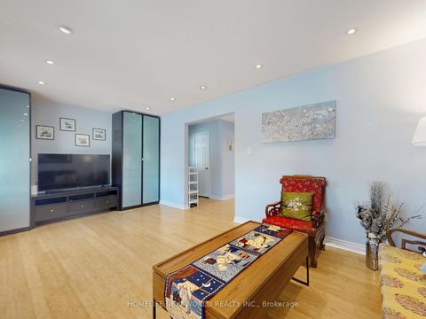 Photo 5 at 257 Cherokee Boulevard, Pleasant View, Toronto